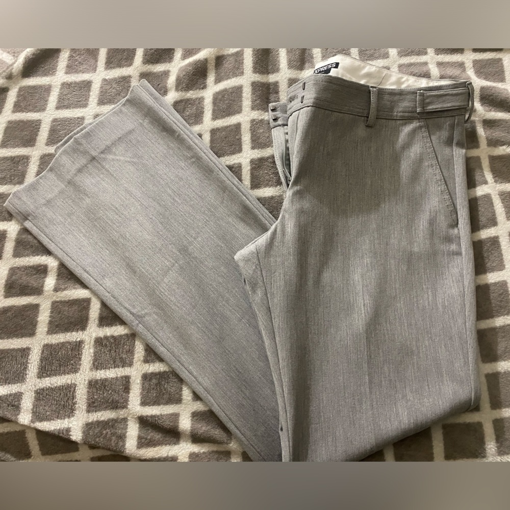 Woman’s Express columnist light gray dress pants size 10R